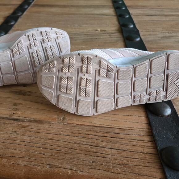 ADIDAS Swift Run 1.0 Sneakers sz 7.5 - Picture 8 of 8